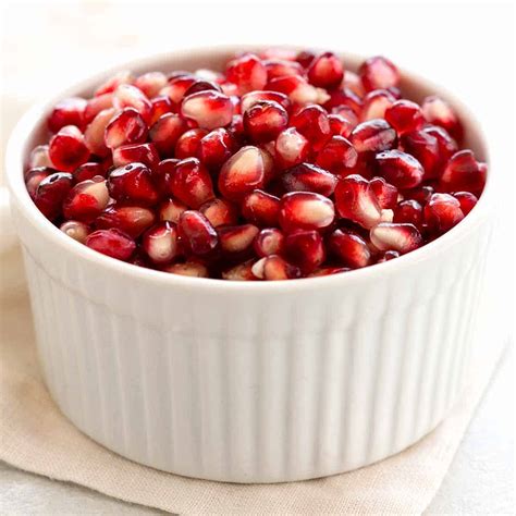 ) are quantitatively and qualitatively a relevant agri-food by-product which is rich in molecules beneficial to human health. . Pomegranate seeds publix